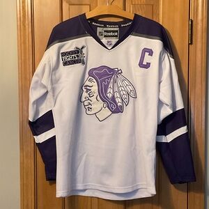 Reebok Chicago Blackhawks ‘Hockey Fights Cancer’ Jersey - Toews #19